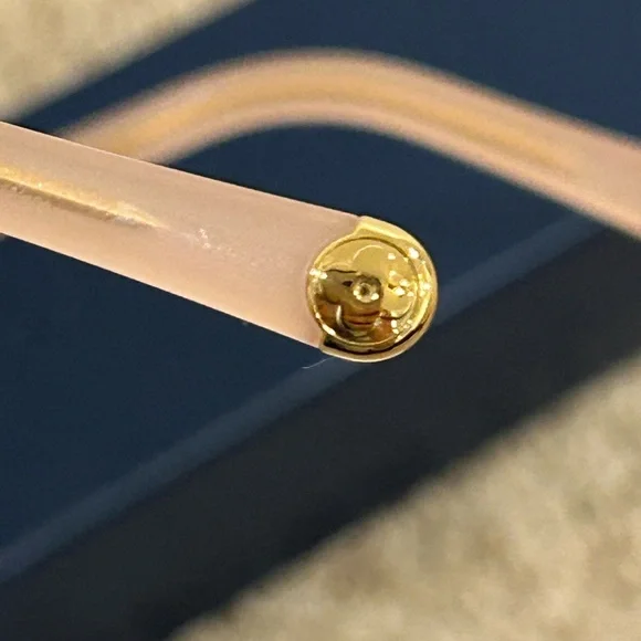 Louis Vuitton Light Cat Eye Sunglasses pink! Z1658W - Picture 6 of 16